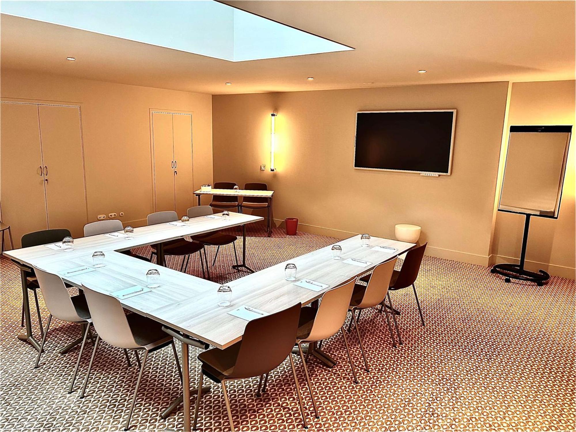 Hotel Yac Paris Clichy, A Member Of Radisson Individuals Eksteriør billede