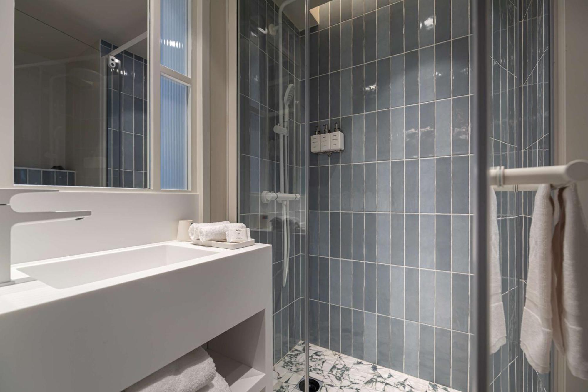 Hotel Yac Paris Clichy, A Member Of Radisson Individuals Eksteriør billede